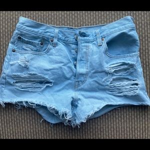 Levi denim destroyed shorts